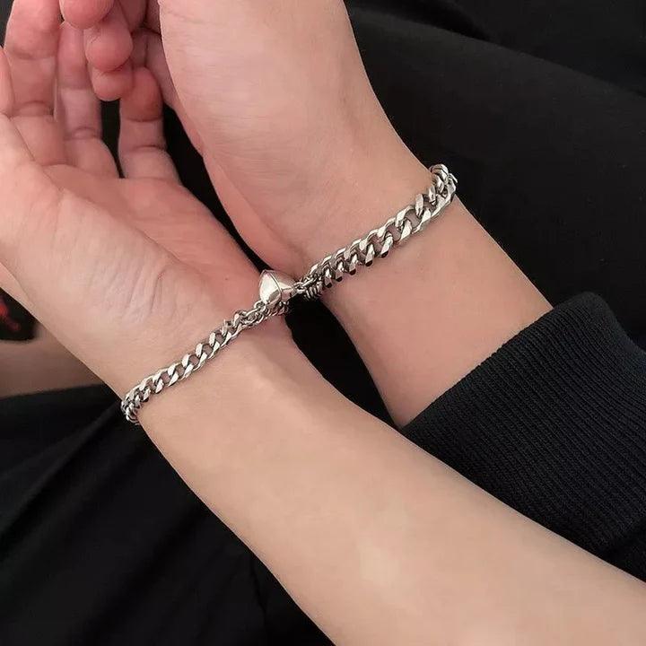 ❤️ Par de Pulseras Magnéticas Corazón Unidos - Libre Mujer